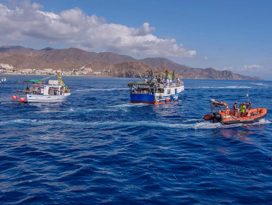 fiestas del pescador procesion marinera 1 - Las fiestas