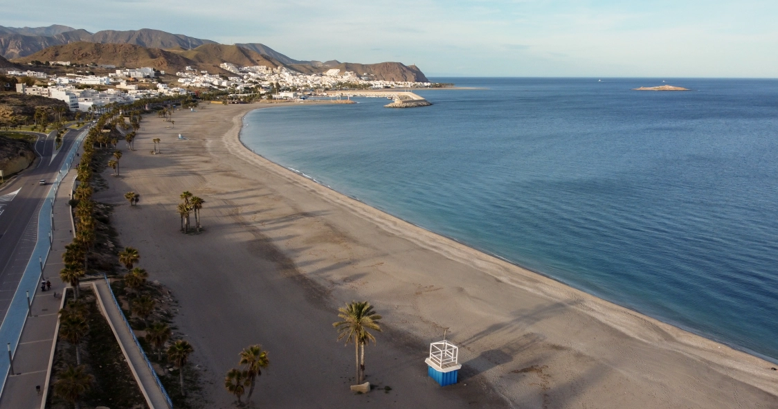 playa-de-las-marinicas